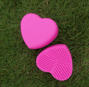 Love Scrubbing Pad Heart-shaped Scrubbing Egg Silicone Heart-shaped Scrubbing Artifact Silicone Heart-shaped Scrubbing Tool (Option: Rose Red)